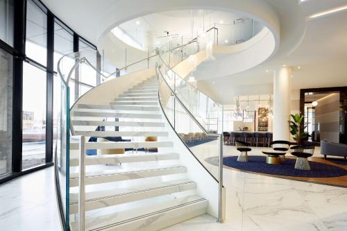 Cote-Des-Neiges—Notre-Dame-De-Grace Hotel | Courtyard Montreal Midtown