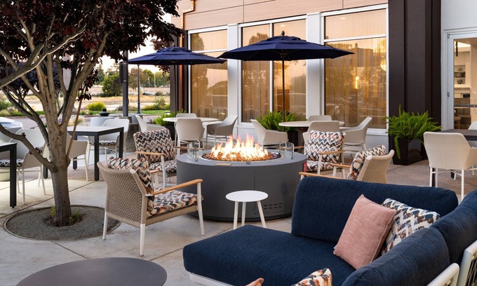Burlingame Hotel | Courtyard San Francisco Airport Burlingame