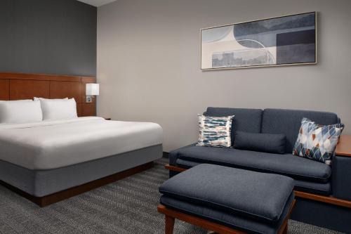 Downtown Syracuse Hotel | Courtyard Syracuse Downtown at Armory Square