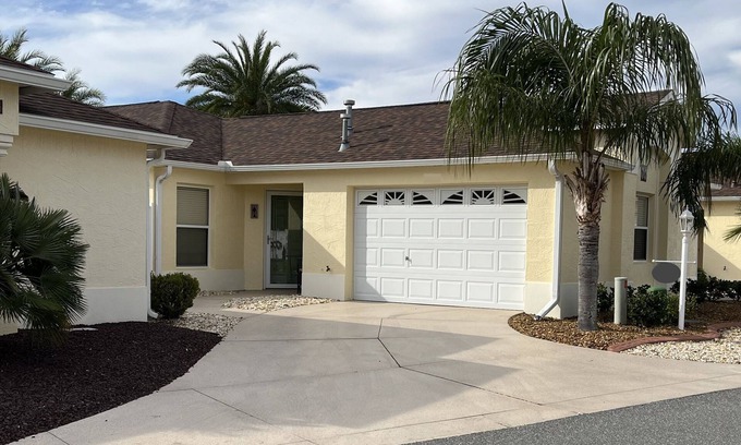 Sabal Chase Villa | Courtyard Villa 2BR/2BA in Sabal Chase w/cable & wifi - Location!