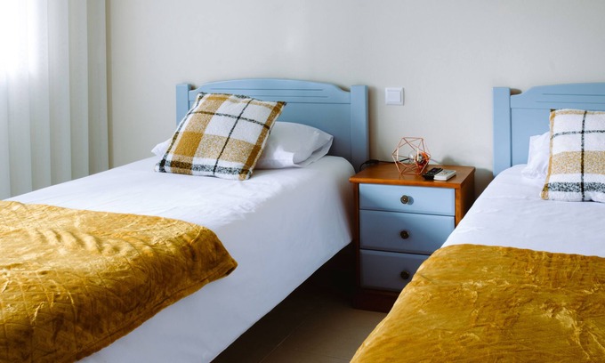 Bravaes Hotel | COVA DE LOBO