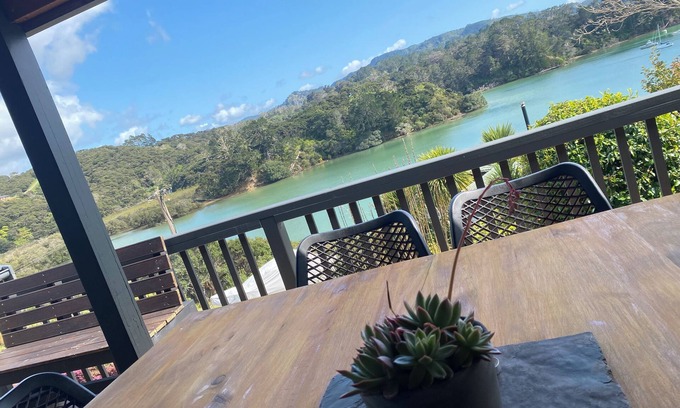 Whangaroa Cabin | Cove Cabin