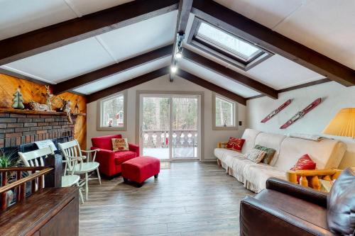 Bartlett House | Covered Bridge Chalet