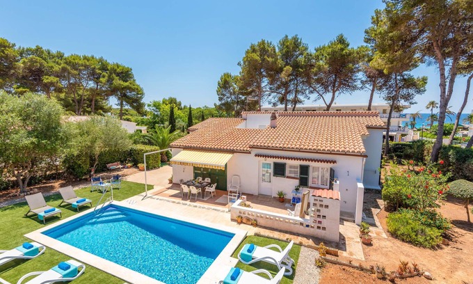 Sant Tomas Villa | Covid19-FREE Villa. BESIDES SEA. ACCESIBLE. PRIVATE SWIMMING POOL. BBQ. AIRCON