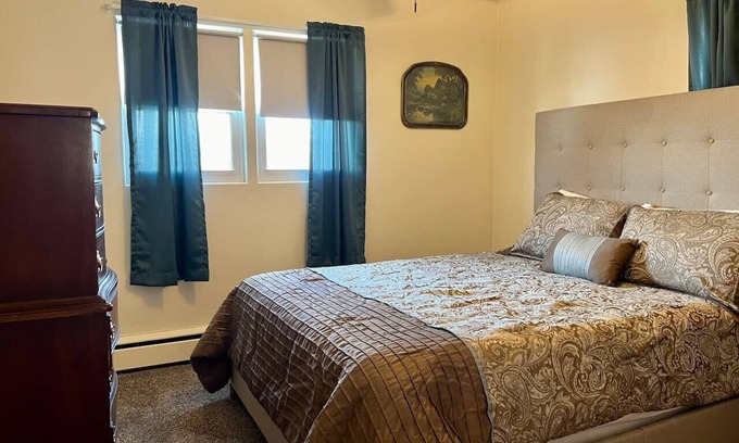 Miles City Apartment | Cowtown Getaway Upper Level Apartment