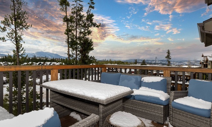 Fraser Condo | Cozens Pointe E 102 2 Bedroom Condo by RedAwning