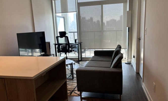 Downtown Toronto Apartment | Cozy 1 bed 1 bath entire place