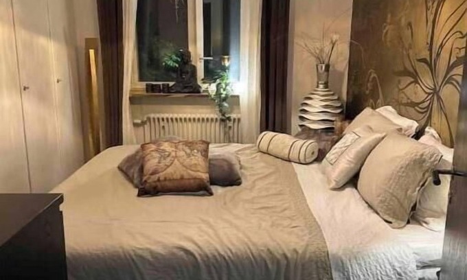 Vastberga Apartment | Cozy 1 Bedr,1 Livingr,1Kitchen,Bath+Tub balcony minutes fr the❤️Of Stockholm city