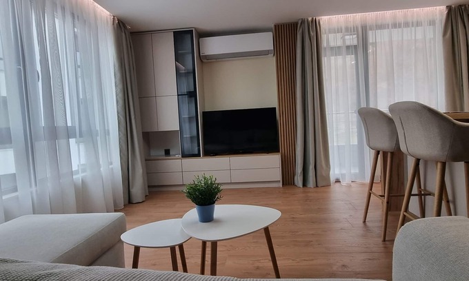 Sandanski Apartment | Cozy 1-bedroom apartment in charming Sandanski nearby town park with WiFi, AC