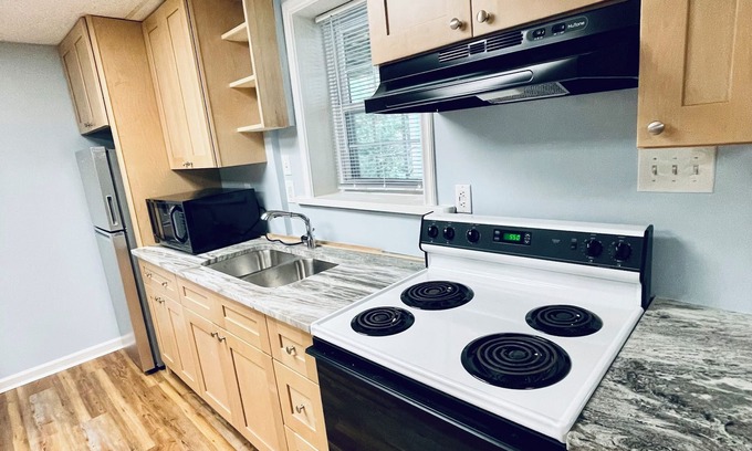 Dahlonega Apartment | Cozy 1-bedroom apartment with AC, WiFi in charming Dahlonega