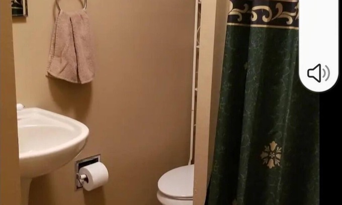 Stonewall Apartment | Cozy 1-bedroom apartment in Stonewall with WiFi, AC, furnished country setting.