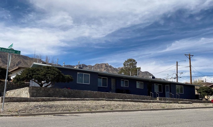 El Paso Apartment | Cozy 1-bedroom apartment in enchanting central El Paso with AC, WiFi
