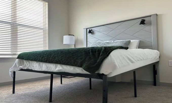 Sherman Apartment | Cozy 1-bedroom apartment in Sherman with AC, WiFi, fitness room, pool