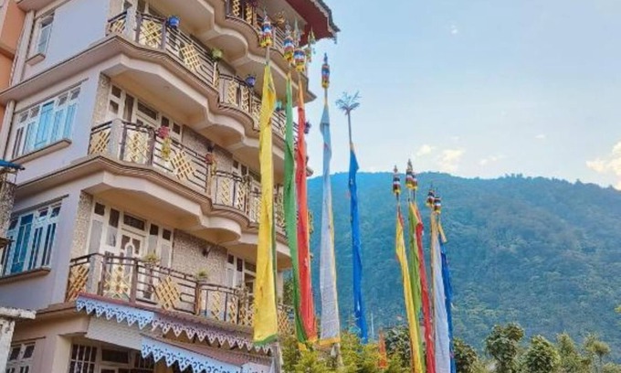 Geyzing Apartment | Cozy 1-bedroom apartment in delightful Darap with WiFi