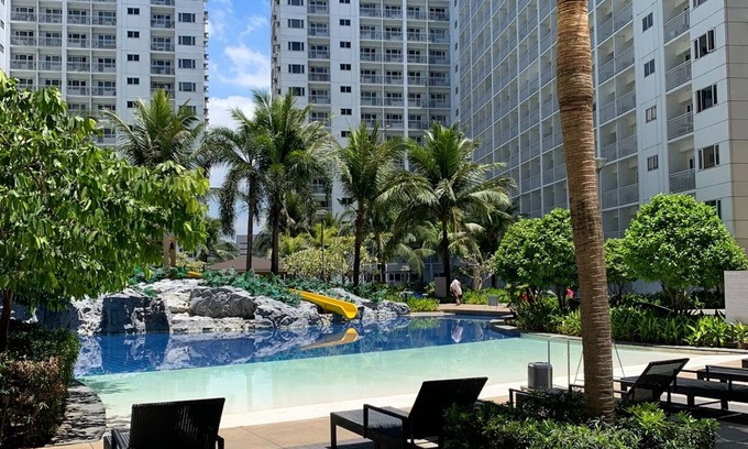 Barangay 76 Apartment | Cozy 1-bedroom apartment with WiFi, fitness room in fantastic Pasay