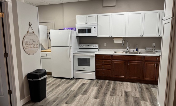 Lynn Center Apartment | Cozy 1-bedroom apartment in pleasant Orion with WiFi, AC