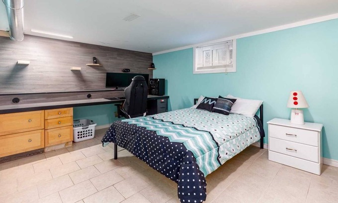 Durham Region House | Cozy 1-Bedroom Basement With Separate Entrance
