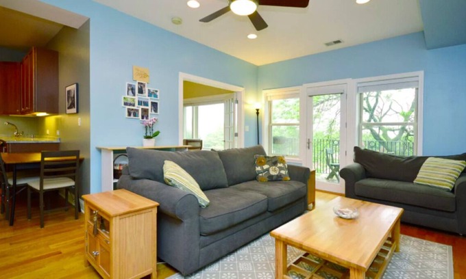 Forestview Apartment | Cozy 1 Bedroom Condo overlooking Lake Michigan 🏖