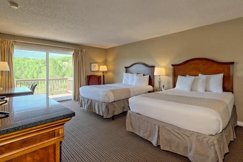 Clayton House | Cozy 1-Bedroom Condo with Mountain Views in Clayton GA- KW 402