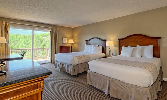Clayton Condo | Cozy 1-Bedroom Retreat in Clayton, GA with Two Queen Beds