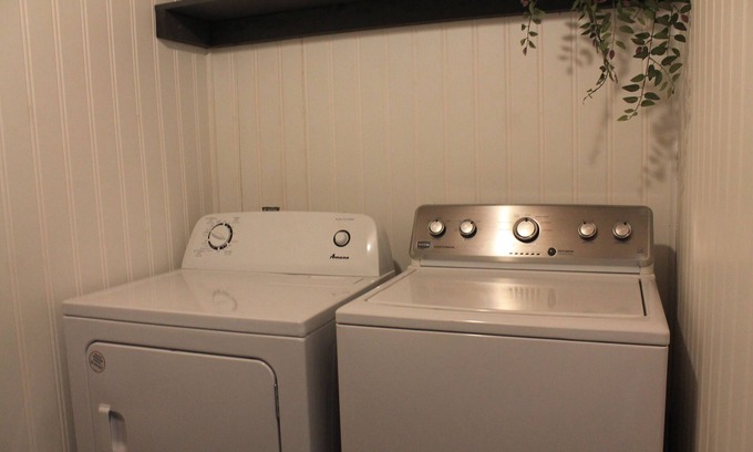 Nacogdoches Apartment | Cozy 1-bedroom with AC and WiFi in charming Nacogdoches