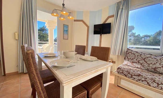 La Baule-Escoublac Apartment | Cozy 1-BR Apartment with Balcony & Pools, 300m to Beach - La Baule
