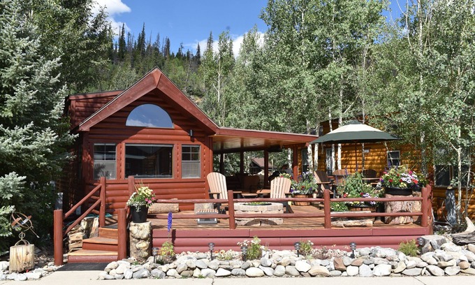 Breckenridge Ski Chalet | Cozy-1BR/1BA -Close to ski resorts, hiking, fishing, biking & adventure park