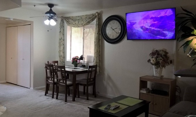 Surprise Condo | Cozy 1BR CondoNext To Sun CitiesIn Surprise 2nd Flr A 3 Story BldgNextToElevator