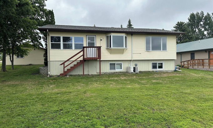 Lake City House | Cozy 2-bedroom/2-bath house located just outside Roy Lake State Park.
