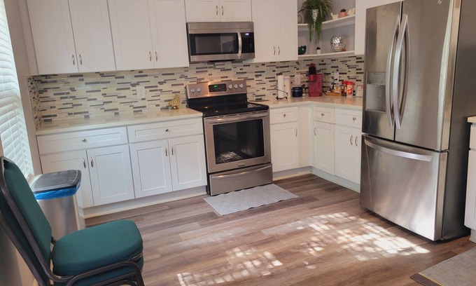 Denton Apartment | Cozy 2-Bedroom Private Apartment in charming Denton. Centrally Located