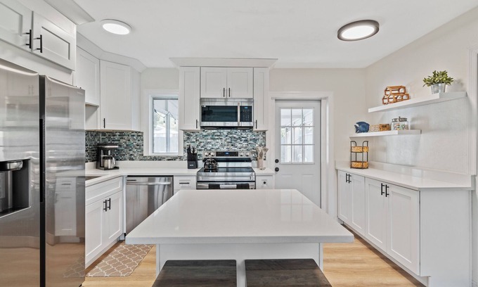 Seminole House | Cozy 2-bedroom retreat with private pool