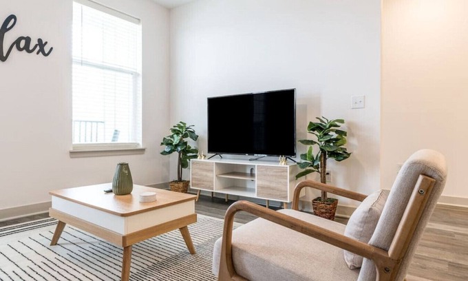 Whitestown Apartment | Cozy 2-Bedroom Whitestown