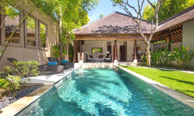 Petitenget Villa | Cozy 2 BR Garden Pool Villa #Z3
