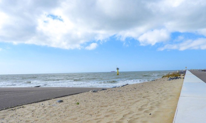 Cadzand-Bad House | Cozy 2-person holiday studio with elevator in Cadzand only 50 meters to the beach