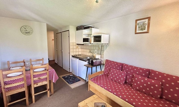 Demi-Quartier Apartment | Cozy 2-Room Apartment with Balcony & Ski Storage, Sleeps 4, Demi-Quartier