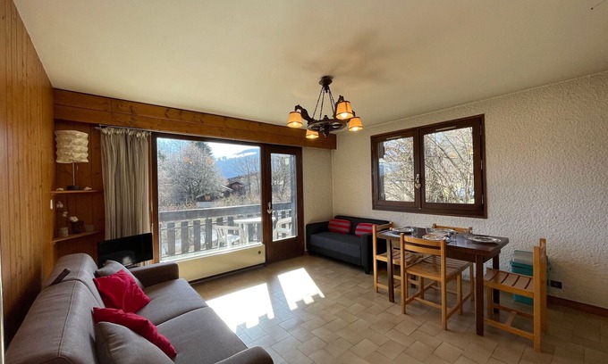 Combloux Apartment | Cozy 2-room apartment with balcony and parking for 4 people in Combloux