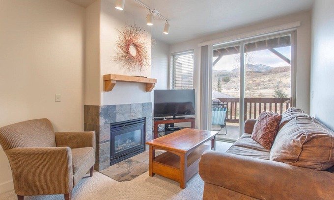 Kimball Junction Condo | Cozy 2BD/2BA Mountain View Condo, near skiing, Sleeps 4+