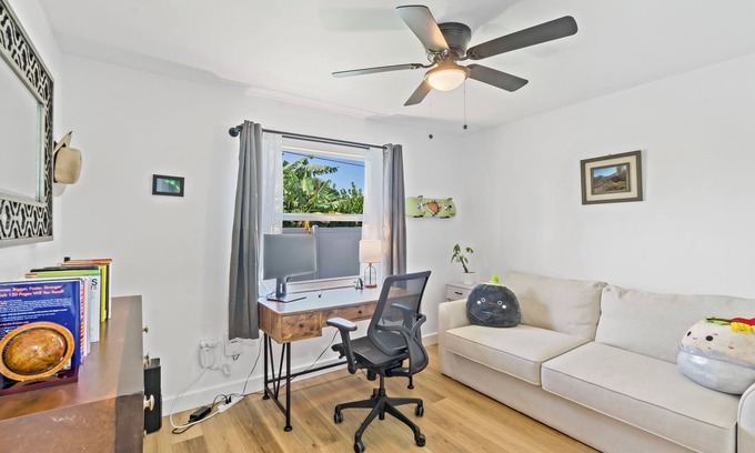 Iona House | Cozy 2BD Near Ft. Myers Beach