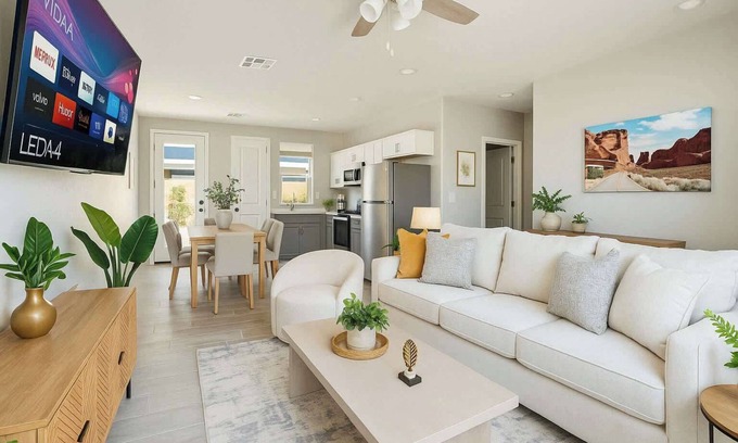 Glendale Apartment | Cozy 2BR | 3Bed | 2Bath | 70" Smart TV | Crib