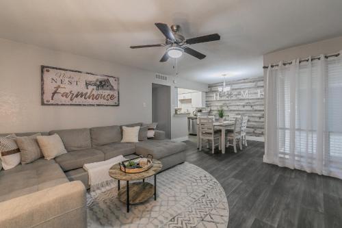 Arlington Apartment | Cozy 2BR Farmhouse Apt - Sleeps 8 - FREE Parking!