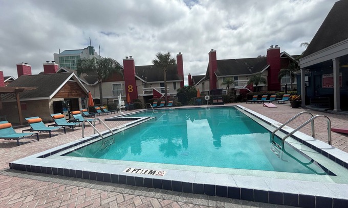 Florida Central Atlantic Coast Apartment | Cozy 2BRM2BA 10 min to Disney, Universal, Sea world