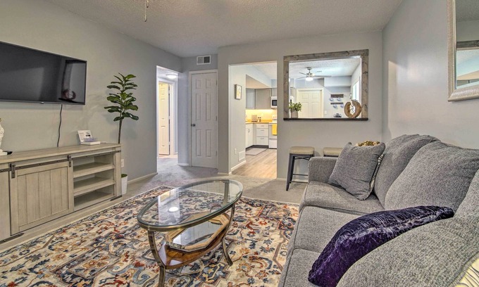 Smithville Apartment | Cozy 2nd-Floor Apartment Near Smithville Lake!