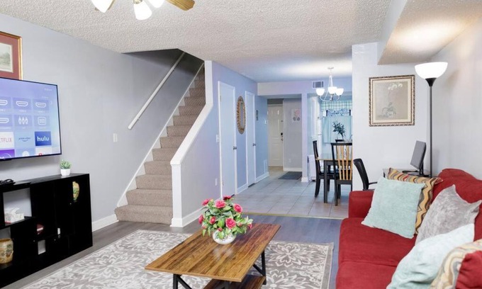 Athens Apartment | Cozy 3-Bed Athens Getaway, Right Near UGA!