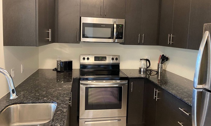 Markham Apartment | Cozy 3 Bedroom 2 Bath Apartment, Various Amenities and Attractions Nearby