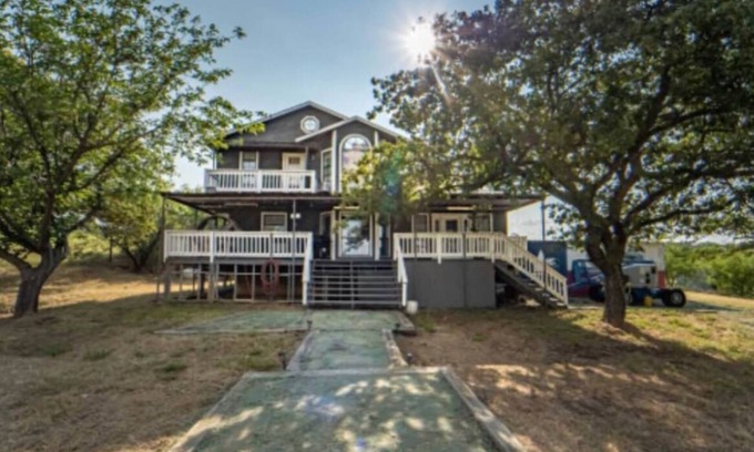 Breckenridge Cabin | Cozy 3-bedroom beach front cabin quiet, cozy, getaway.