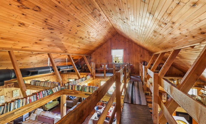 Denison Cabin | Cozy 3 bedroom cabin on private land look at beautiful trees , Storms and Cows!