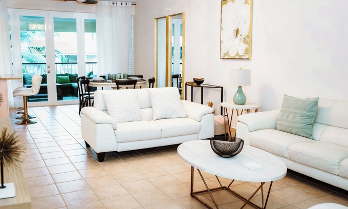 Candelero Abajo Condo | Cozy 3-bedroom condo with WiFi and AC Tropicana Beach House 27C