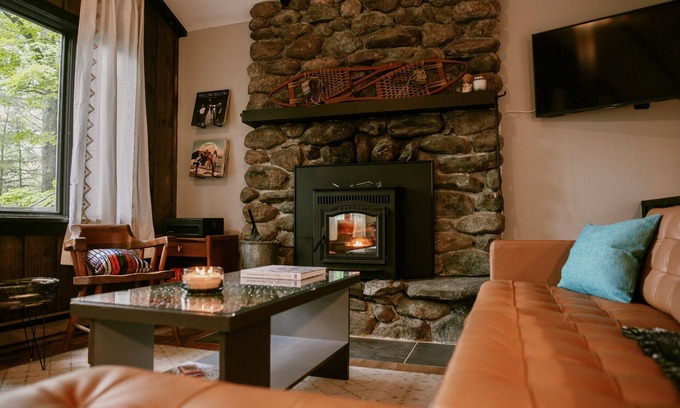 Mendon Ski Chalet | Cozy 3 Bedroom home near Killington