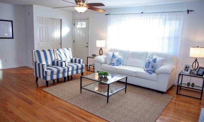 Reynoldsburg House | Cozy 3-Bedroom House with WiFi and AC in Welcoming Reynoldsburg