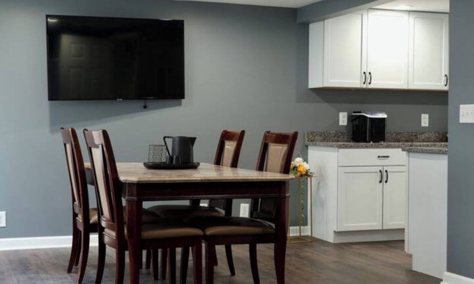 Rockford House | Cozy 3-bedroom house in charming Rockford with WiFi
